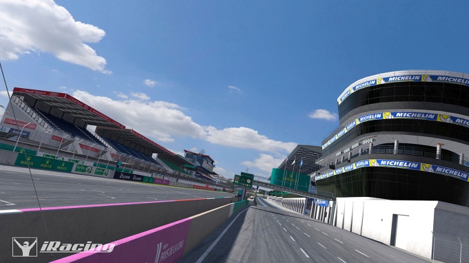 iRacing: Обновление симулятора 4-й сезон 2016 года iRacing: Обновление симулятора 4-й сезон 2016 года